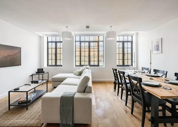 Host & Stay - The Old Post Office